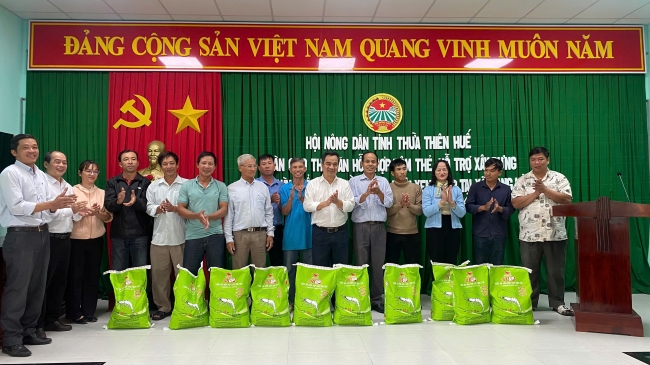 Hội Nông dân TT-Huế hỗ trợ vật tư, con giống trị giá 150 triệu đồng cho 5 tổ hội nghề nghiệp- Ảnh 1.